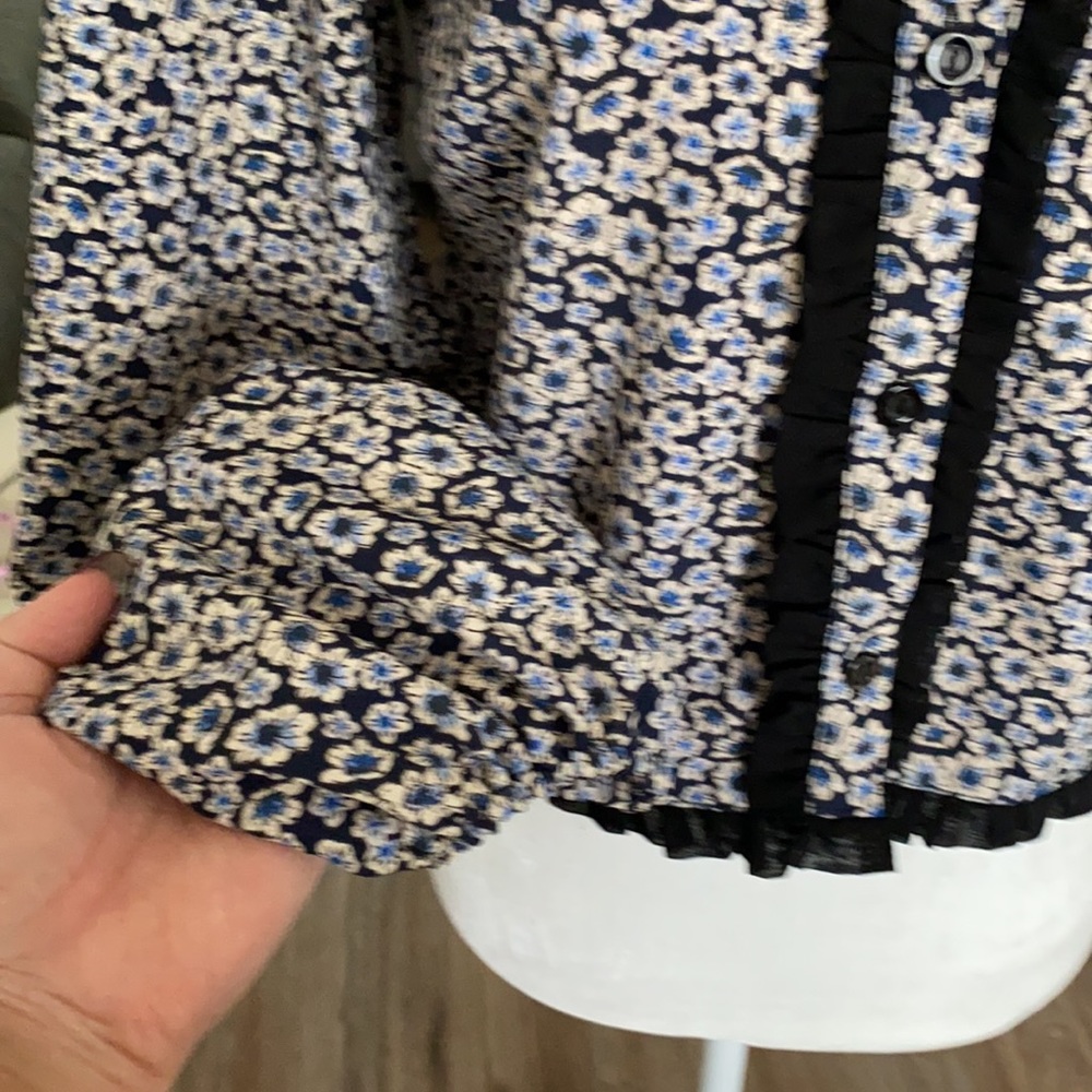 TOPSHOP | Floral button down - Picture 4 of 7